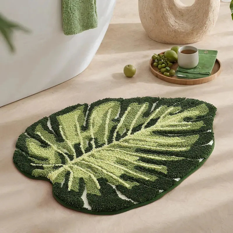 Green Tropical Monstera Leaf Print Microfiber Bathroom Mat - Absorbent, Non-Slip Bath Rug with Natural Look, Hawaiian Plants Themed for Bathroom Home Decoration, Unique Indoor Decor